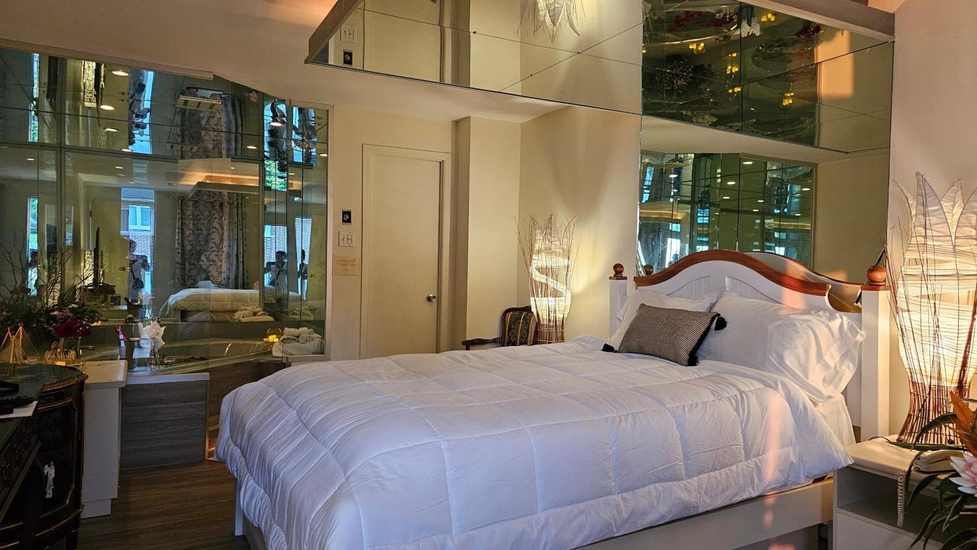 Hotel Oasis Lac St-Louis Салаберри-де-Валлифилд Экстерьер фото